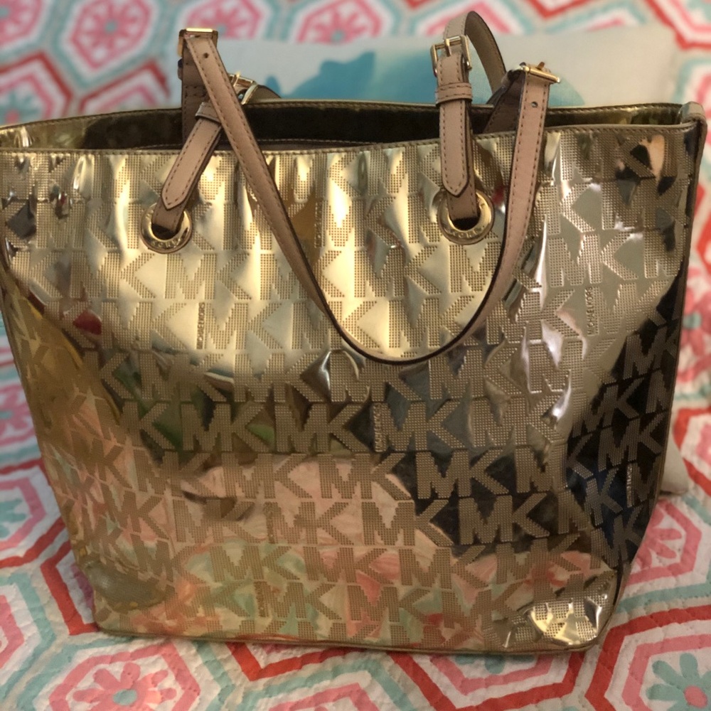 MK handbags/totes bag